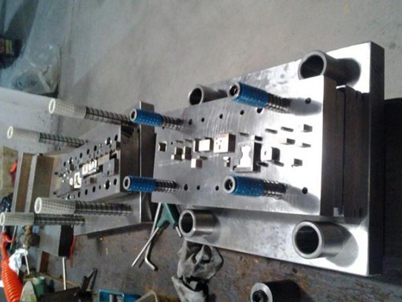 信州模具制造-12